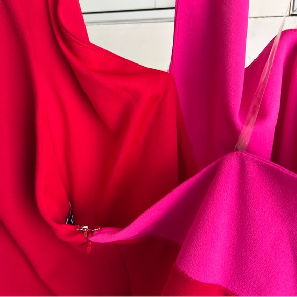 NWT Bebe Dress Size Large - Picture 5 of 11